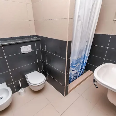 Iveta Appartamento *